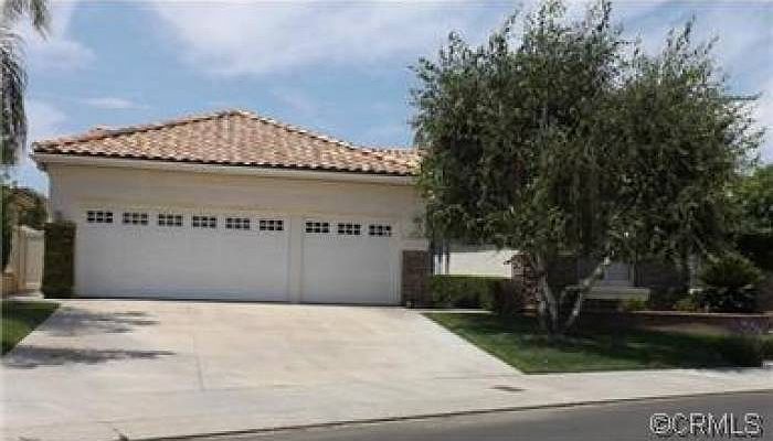 3 Car garage