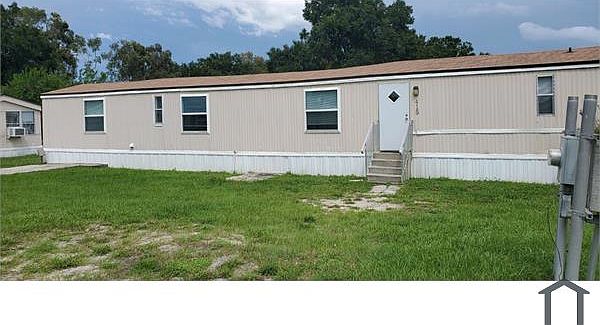1st image of 415 Lee St #415
