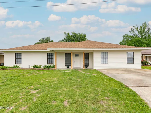 130 Veracruz St, New Iberia, LA 70563
