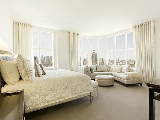 Sold by Sotheby's International Realty | media 6