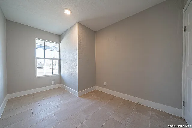 7334 Glen Hart — Photo 21
