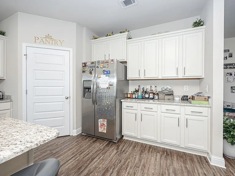 10630 Harvest Dr — Photo 13