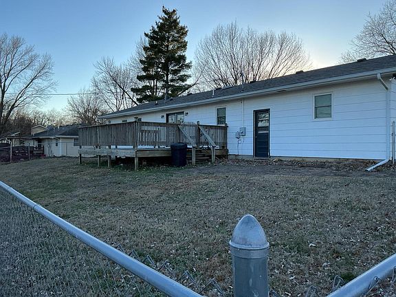 4th image of 1601 Ely Drive