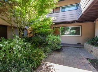 298 Waverley St APT 4, Menlo Park, CA 94025