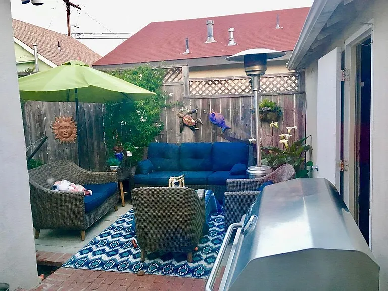 231 Placentia Ave — Photo 19