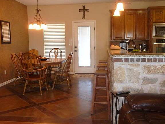 4th image of 4545 County Road 3323