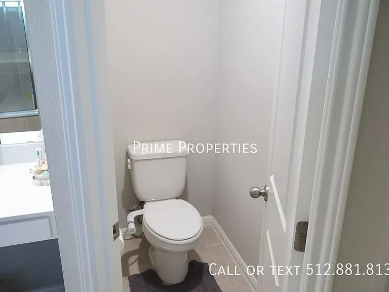 11500 Maple Leaf Way — Photo 24