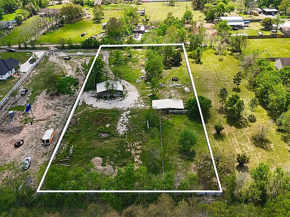 3rd image of 6525 Lesiker Rd