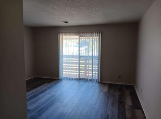 32 Woodglen Apartment APT B-15, Arnold, MO 63010