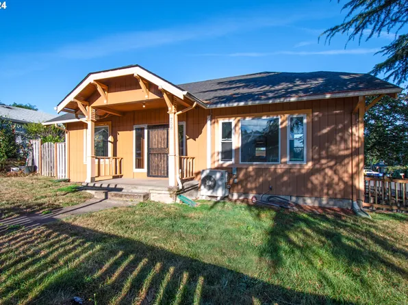 708 NW Hill St, Camas, WA 98607