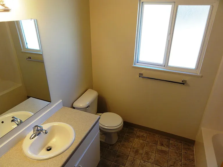 3340 SE Cesar E Chavez Blvd #6 — Photo 9