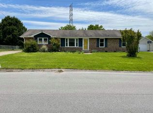 209 Raindrop Ln, Hendersonville, TN 37075