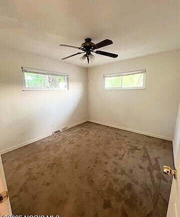 5th image of 3951 Buell Ave