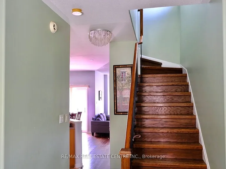 928 Golden Farmer Way — Photo 4
