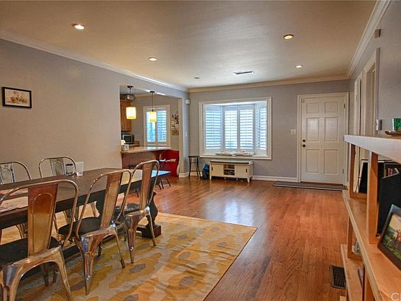 3rd image of 5420 W 138th Pl