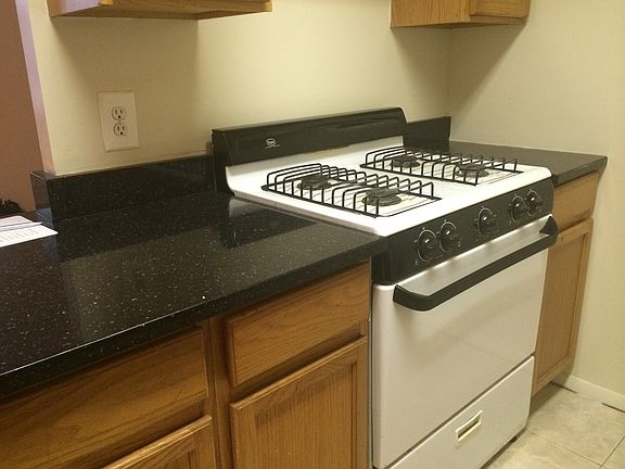 5th image of 319 E 119th St
