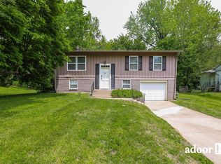 8700 E 91st St, Kansas City, MO 64138
