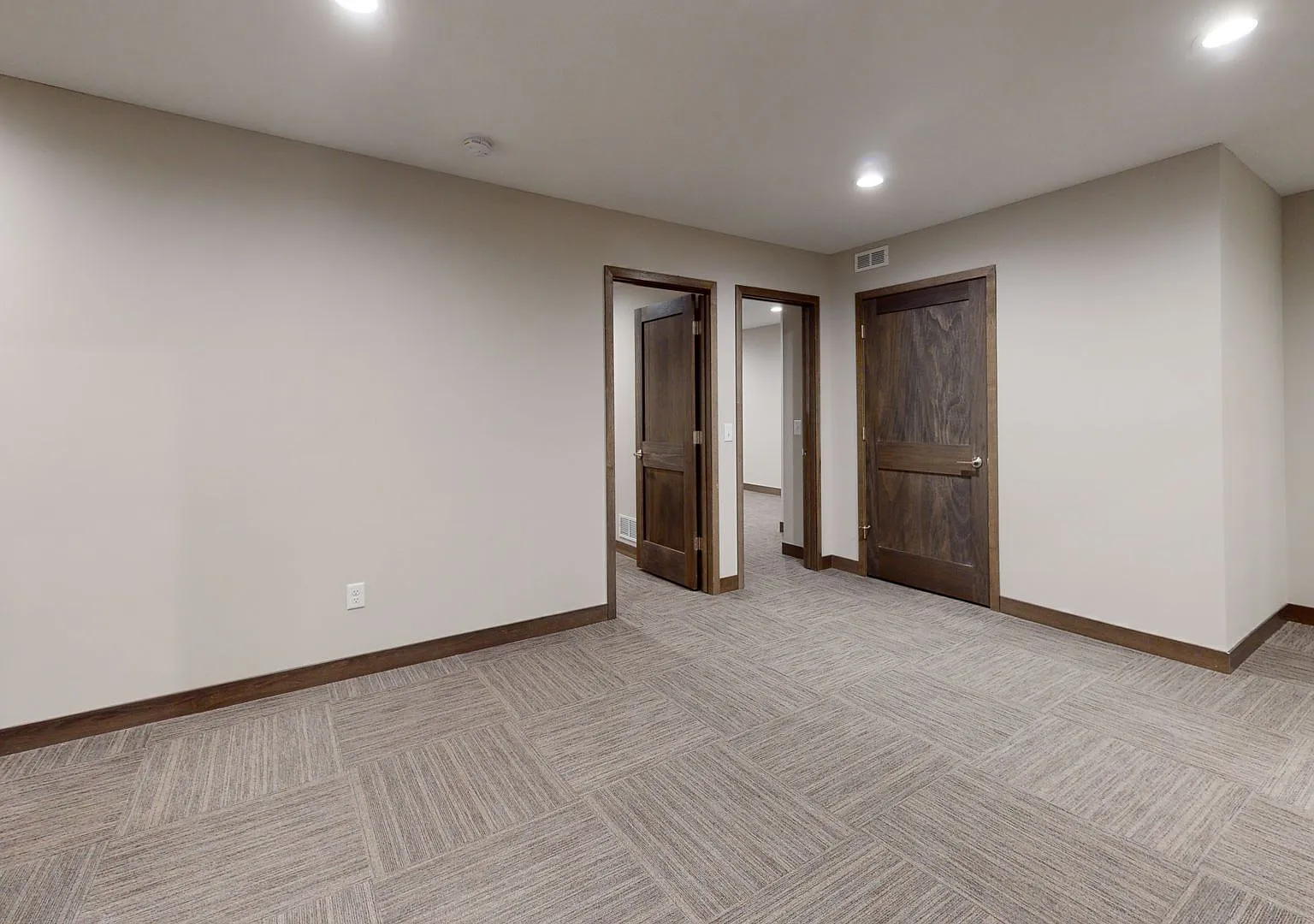 1022 12th Ave SE Duplex — Photo 4