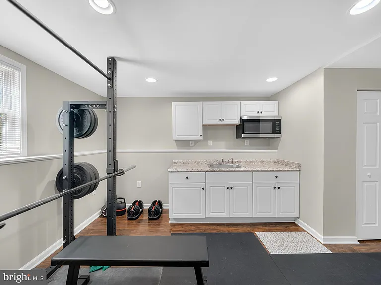 3806 Candlelight Ct — Photo 35