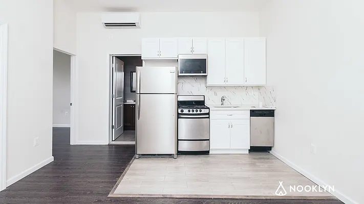 Rented by Nooklyn NYC LLC | media 11