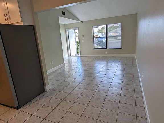 3rd image of 1382 Birkdale Dr #1384