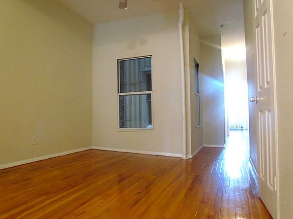 2nd image of 508 W 29th St APT 4