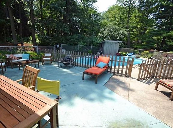 3rd image of W158N6329 Cherry Hill Dr
