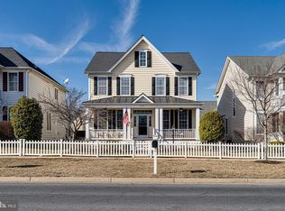 25127 Riding Center Dr, Chantilly, VA 20152