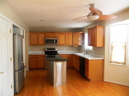 2nd image of 1442 E Karlin Ct