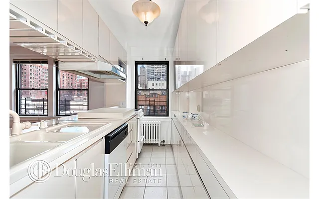 Sold by Douglas Elliman | media 15