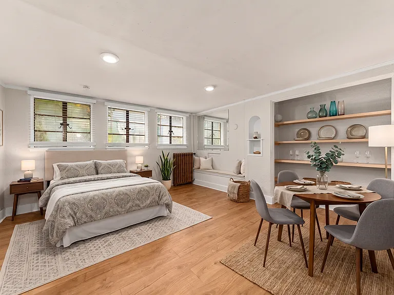 Vista Court — Photo 28