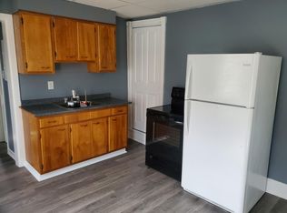 53 S Broadway APT 1, Wind Gap, PA 18091