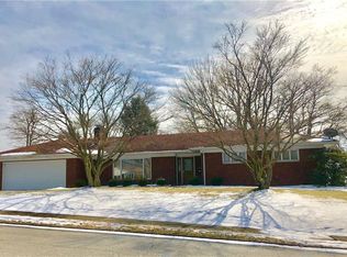 130 E Meyer Ave, New Castle, PA 16105