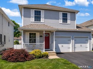 Benjamin Commons, Windsor, CT 06095