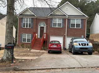 2105 Mina Lane Dr, Buford, GA 30518