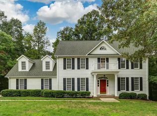 4102 Waldenbrook Rd, Greensboro, NC 27407