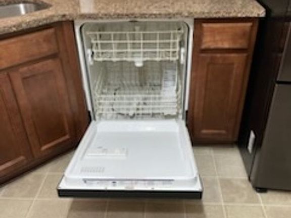 2nd image of 7800 Expedition Dr