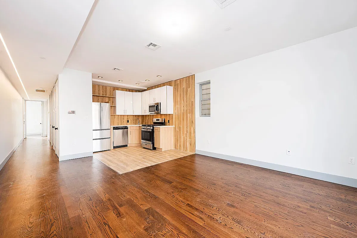 1808 Avenue P — Photo 1