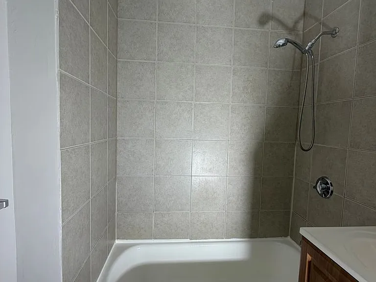 206 Stackpole Street — Photo 21