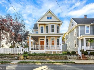 544 E King St, Chambersburg, PA 17201