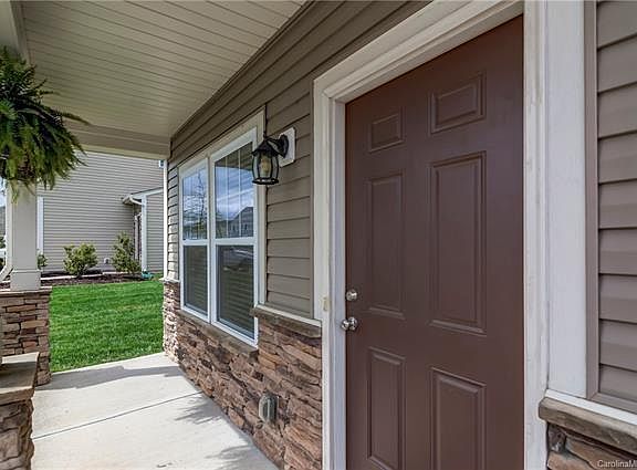 4th image of 826 Summerlake Dr Unit 10