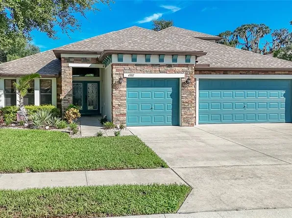 4907 Pointe O Woods Dr, Zephyrhills, FL 33543