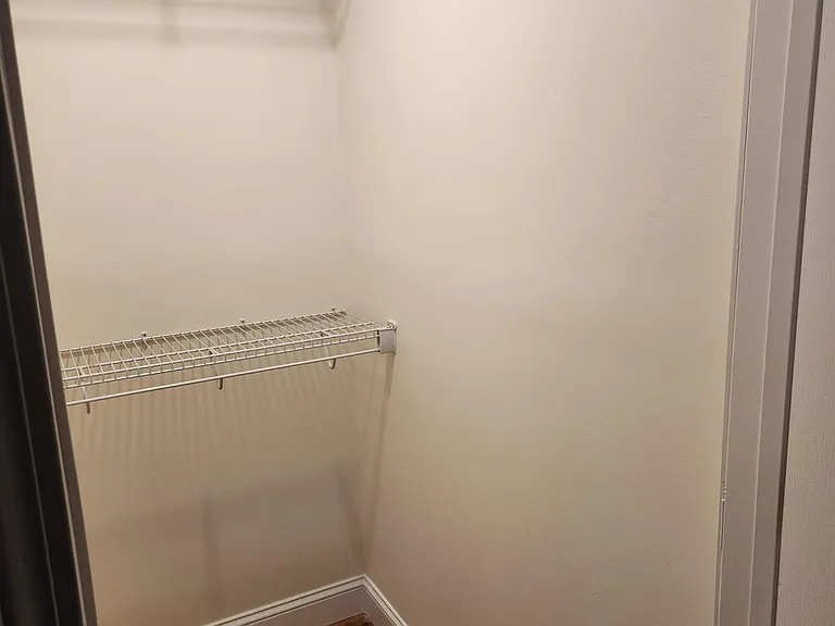 26 Cromwell St #1 — Photo 27