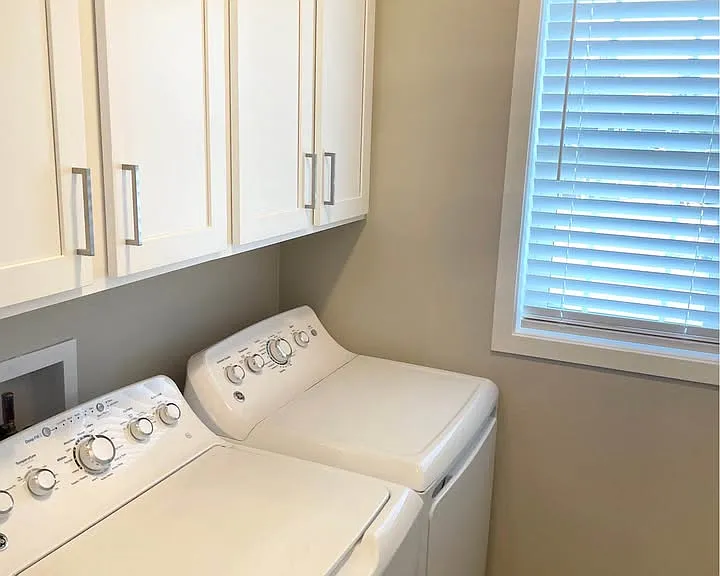 1023 S Nicolet Rd #6 — Photo 6