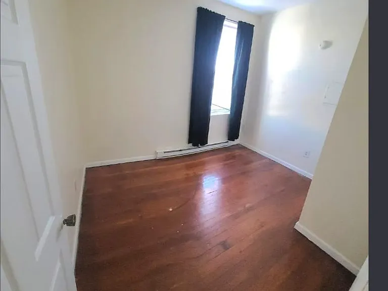 2580 Frankford Ave #6 — Photo 9
