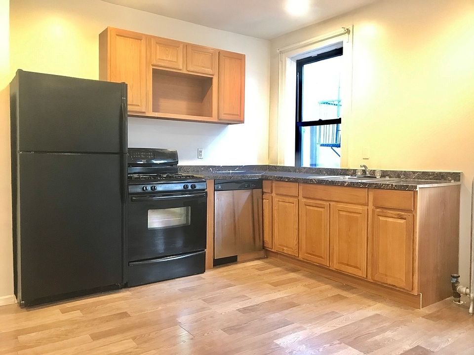 1st image of 327 Eastern Pkwy APT L