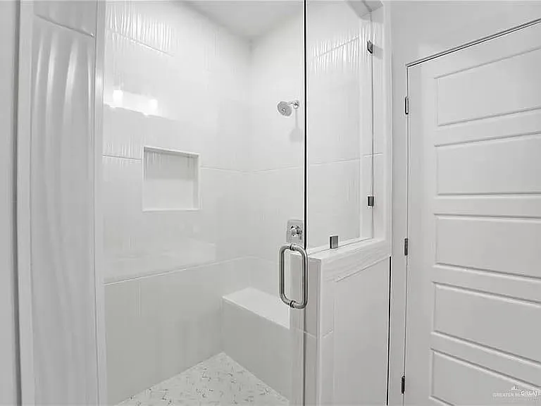 1302 W Platinum Dr #2 — Photo 9