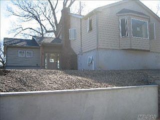 1st image of 47 Cypress Dr