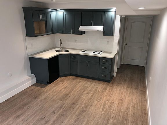 4th image of 0 Dunsmuir St #0