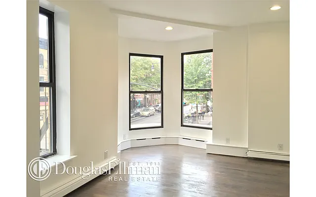 Rented by Douglas Elliman | media 35